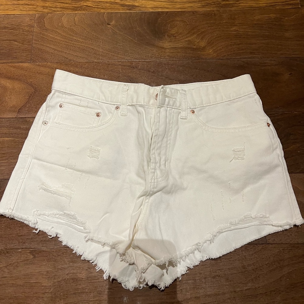 BDG High Rise Shorts. Size 29W.